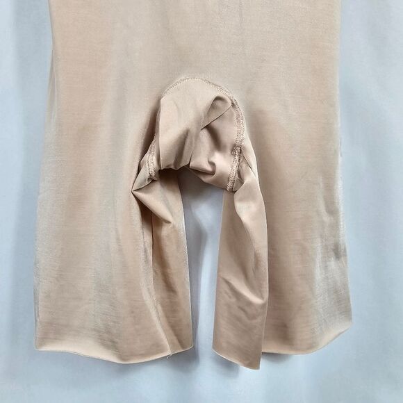 NWOT Spanx Suit Your Fancy Strapless Cupped Midi Thigh Body Suit Size L - Picture 5 of 8